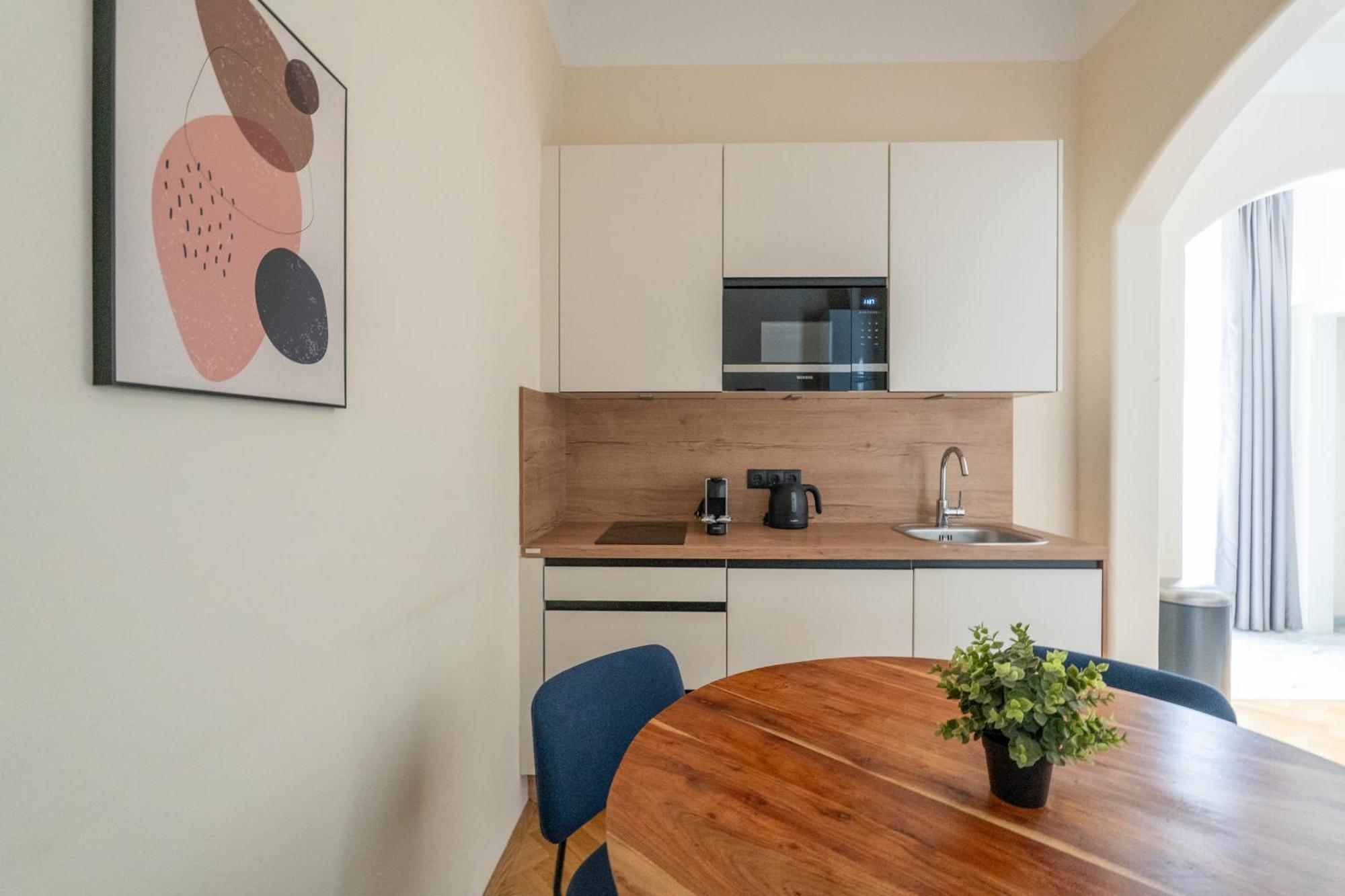 Vienna Stay Apartments Schoenbrunn Экстерьер фото
